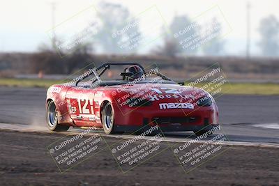 media/Jan-13-2024-CalClub SCCA (Sat) [[179f4822a7]]/Group 6/Sunset (Race)/